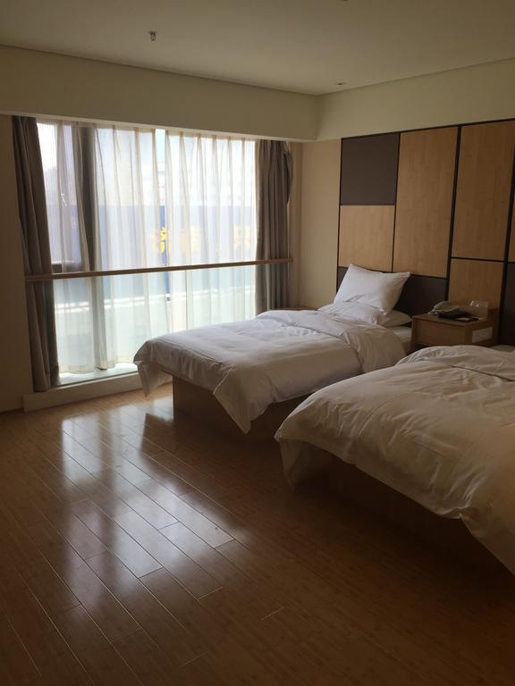 Ji Hotel Jinan Quancheng Square Szoba fotó